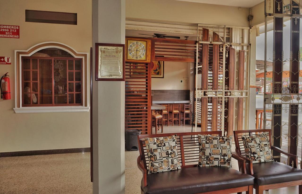 Vallejo Hotel Huaquillas Екстер'єр фото