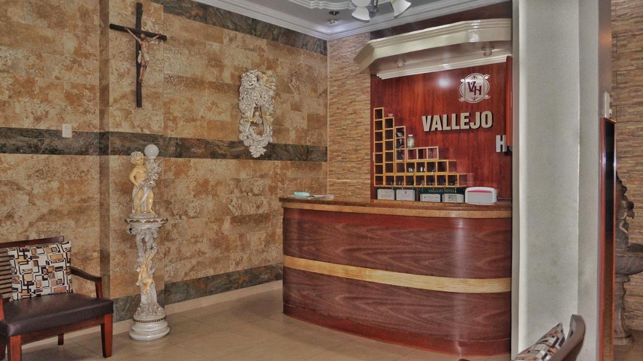 Vallejo Hotel Huaquillas Екстер'єр фото