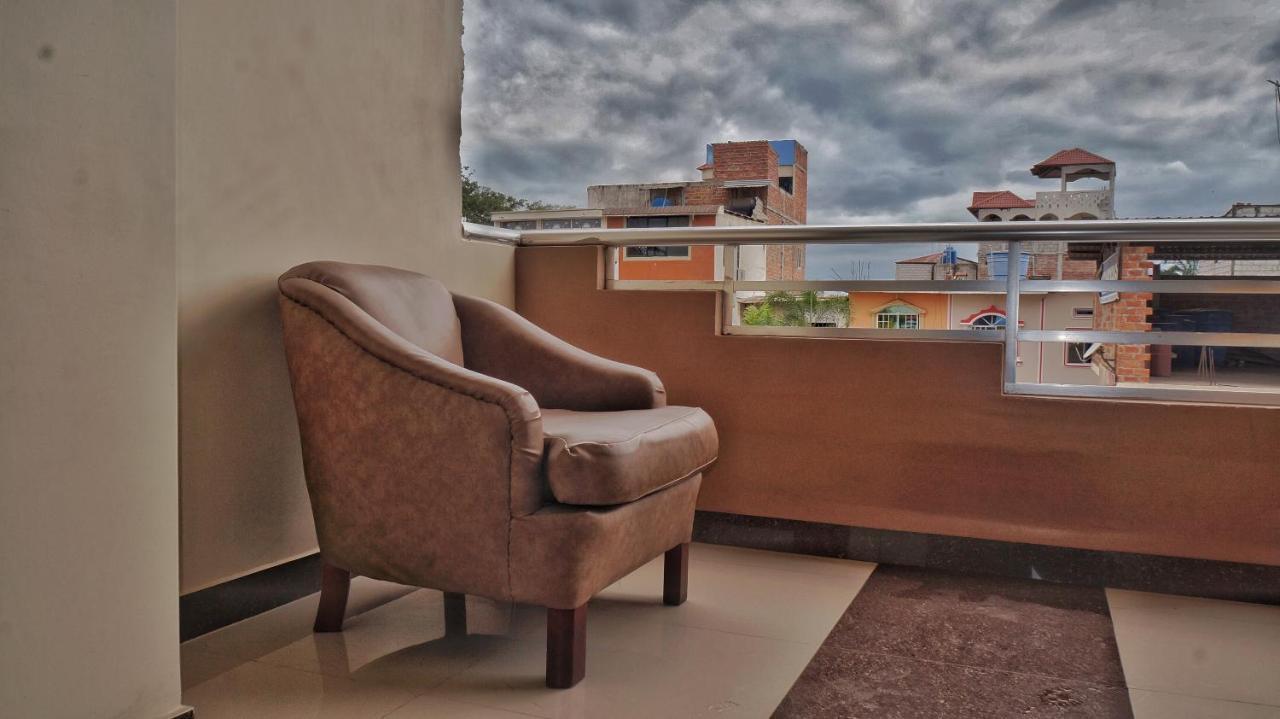 Vallejo Hotel Huaquillas Екстер'єр фото