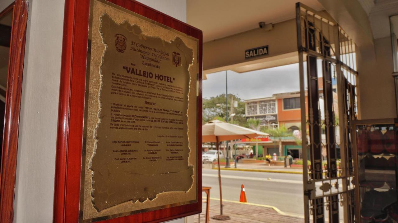 Vallejo Hotel Huaquillas Екстер'єр фото