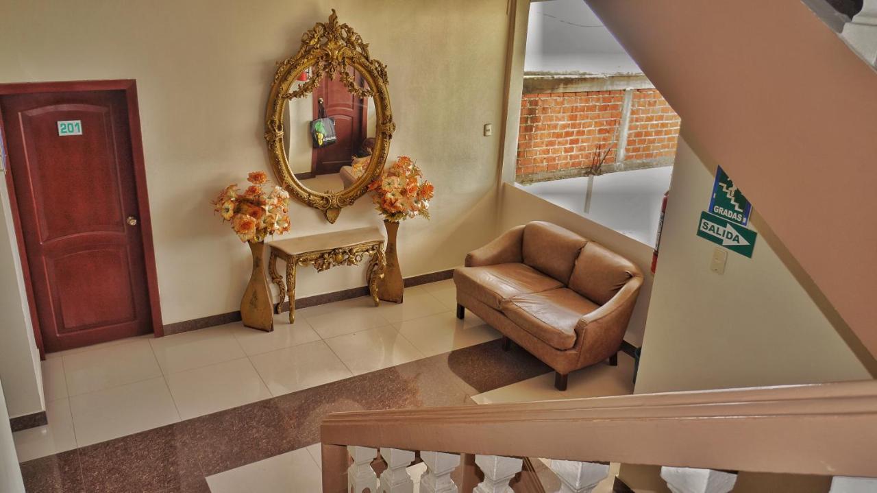 Vallejo Hotel Huaquillas Екстер'єр фото