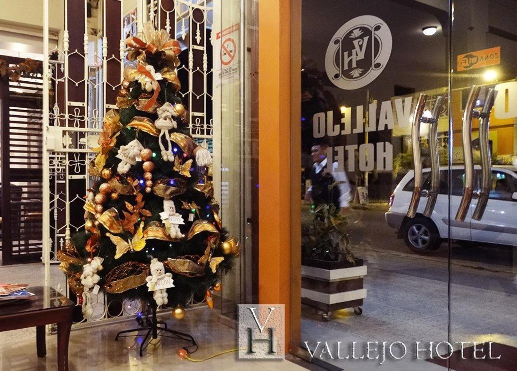 Vallejo Hotel Huaquillas Екстер'єр фото